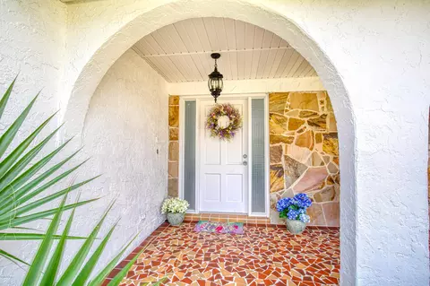 668 N Halifax Dr, Ormond Beach, FL 32176 photo 6