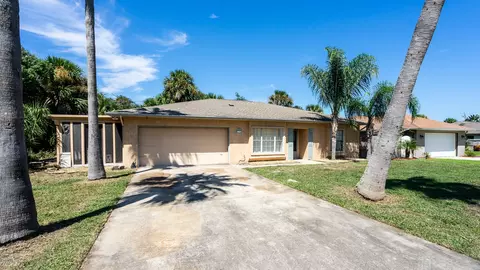 115 Pierside Dr, Ormond Beach, FL 32176 photo 2