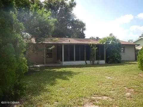 2617 Juniper Dr, Edgewater, FL 32141 photo 2