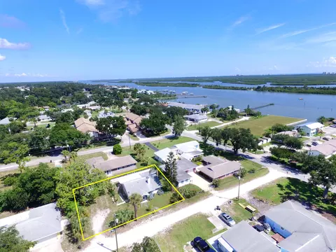116 Riverside Ter, Edgewater, FL 32141 photo 2