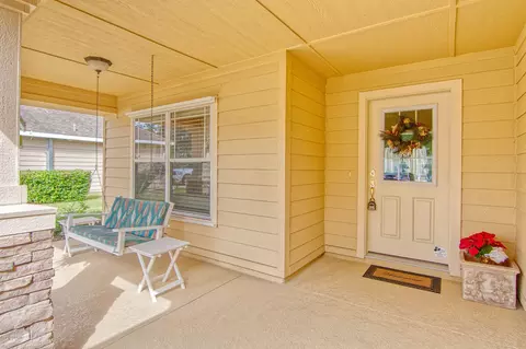684 Aldenham Ln, Ormond Beach, FL 32174 photo 3