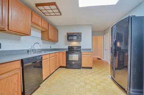 470 Tomoka Ave, Ormond Beach, FL 32174 photo 2