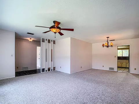 28 Twin River Dr, Ormond Beach, FL 32174 photo 5