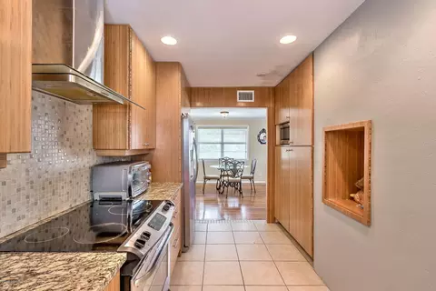 415 N Halifax Dr, Ormond Beach, FL 32176 photo 10
