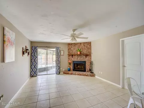 10 Laurel Oaks Cir, Ormond Beach, FL 32174 photo 4