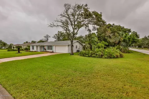 8 Sterling Cir, Ormond Beach, FL 32174 photo 4