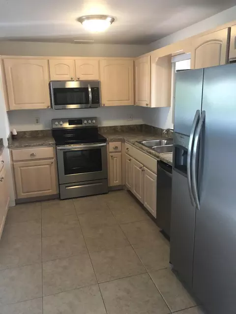 1088 Peninsula Dr, Ormond Beach, FL 32174 photo 4
