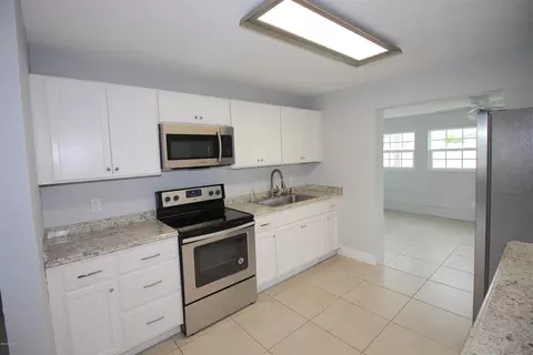 12 Seaside Dr, Ormond Beach, FL 32176 photo 7