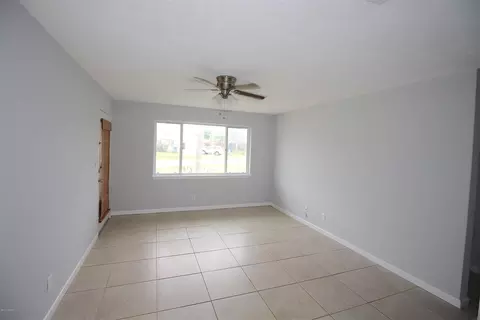 12 Seaside Dr, Ormond Beach, FL 32176 photo 5
