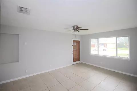12 Seaside Dr, Ormond Beach, FL 32176 photo 6