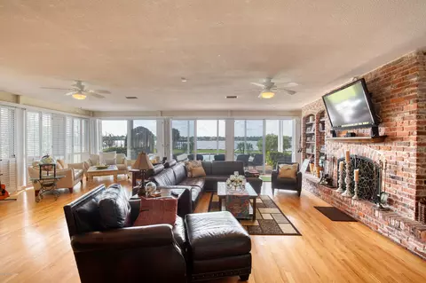734 John Anderson Dr, Ormond Beach, FL 32176 photo 12