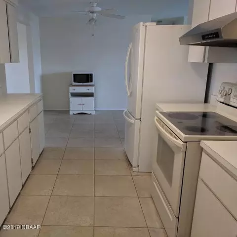 48 Ocean Crest Dr, Ormond Beach, FL 32176 photo 9