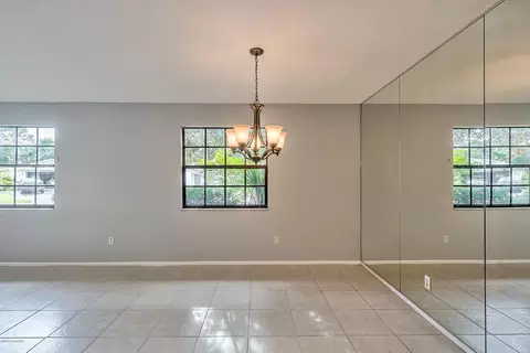 401 Sea Gull Ct, Edgewater, FL 32141 photo 14