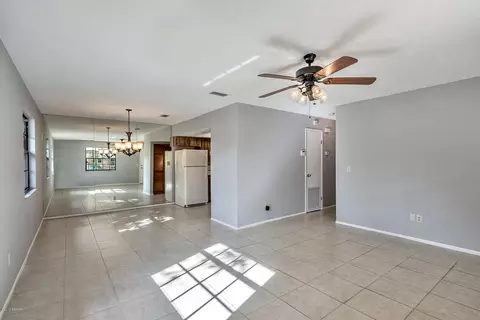 401 Sea Gull Ct, Edgewater, FL 32141 photo 10