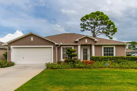 415 Central Mariners Dr, Edgewater, FL 32141 photo 1