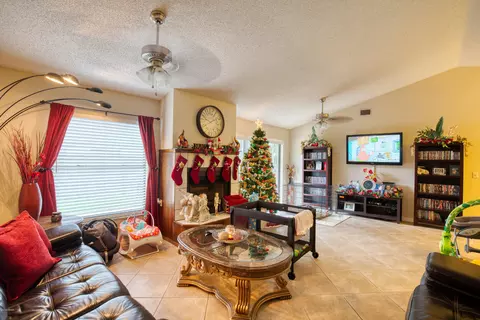 11 Thomas St, Ormond Beach, FL 32174 photo 7