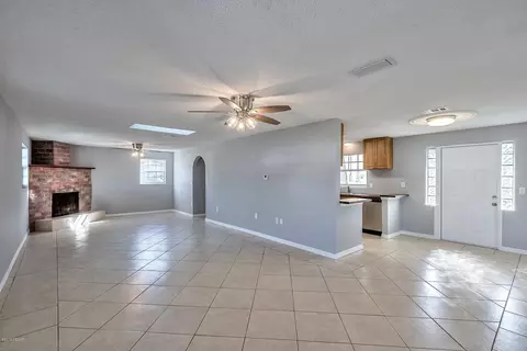 1928 Juniper Dr, Edgewater, FL 32141 photo 7