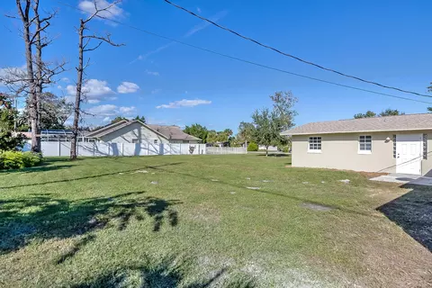 1928 Juniper Dr, Edgewater, FL 32141 photo 4