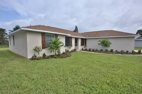 121 Mariners Dr, Ormond Beach, FL 32176 photo 6