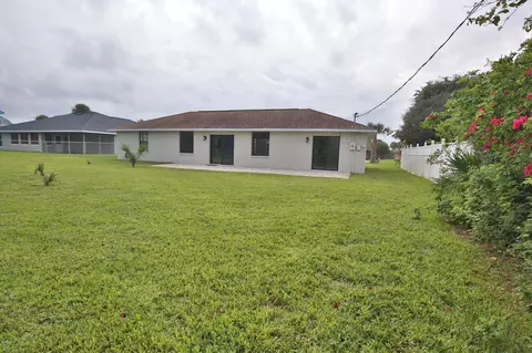 121 Mariners Dr, Ormond Beach, FL 32176 photo 8