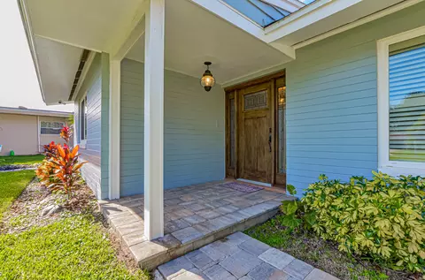 24 N St Andrews Dr, Ormond Beach, FL 32174 photo 2