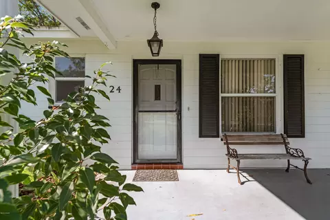 24 Brookwood Dr, Ormond Beach, FL 32174 photo 2