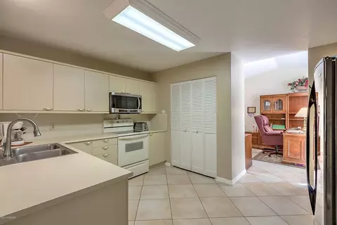 24 Treetop Cir, Ormond Beach, FL 32174 photo 11