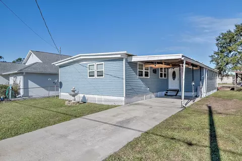 105 Douglas St, Edgewater, FL 32141 photo 1