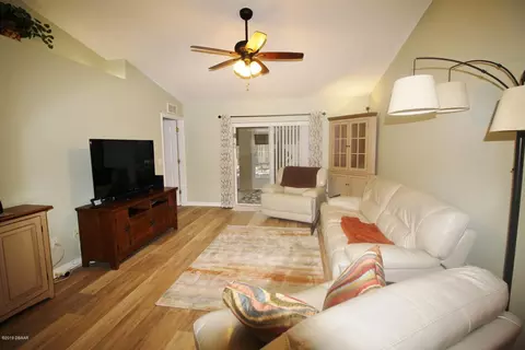 2204 Victory Palm Dr, Edgewater, FL 32141 photo 4