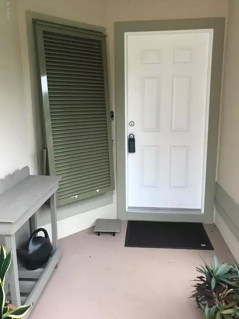 2204 Victory Palm Dr, Edgewater, FL 32141 photo 3