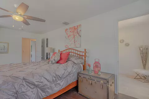 428 N Riverside Dr, Edgewater, FL 32132 photo 22