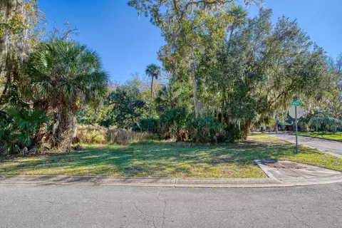 4013 Calusa Ln, Ormond Beach, FL 32174 photo 2