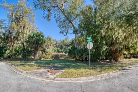 4013 Calusa Ln, Ormond Beach, FL 32174 photo 4