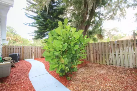 3004 Needle Palm Dr, Edgewater, FL 32141 photo 22