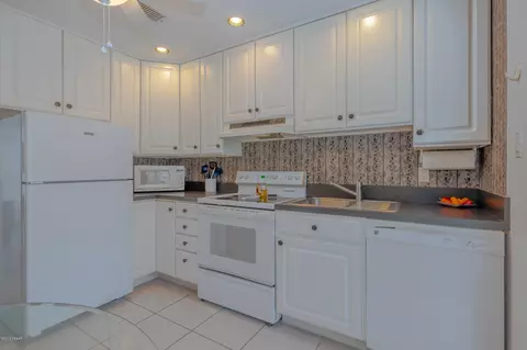 12 Beechwood Dr, Ormond Beach, FL 32176 photo 8