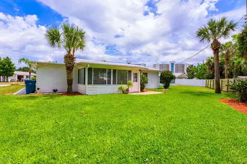12 Sunny Shore Dr, Ormond Beach, FL 32176 photo 3