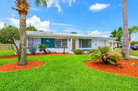 12 Sunny Shore Dr, Ormond Beach, FL 32176 photo 2