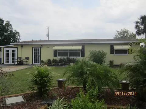 1911 Juniper Dr, Edgewater, FL 32141 photo 1