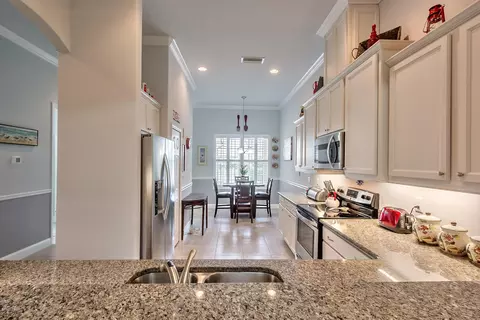 3252 Grafton Dr, Ormond Beach, FL 32174 photo 7