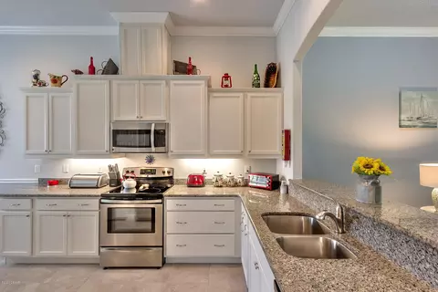 3252 Grafton Dr, Ormond Beach, FL 32174 photo 6