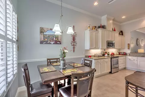 3252 Grafton Dr, Ormond Beach, FL 32174 photo 3