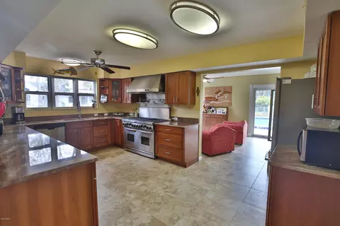 9 Waterberry Cir, Ormond Beach, FL 32174 photo 4