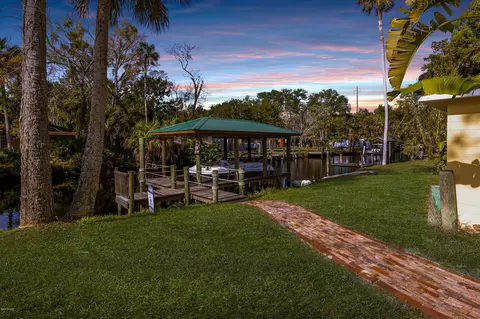 1066 Peninsula Dr, Ormond Beach, FL 32174 photo 4