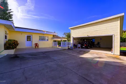 176 S Halifax Dr, Ormond Beach, FL 32176 photo 5