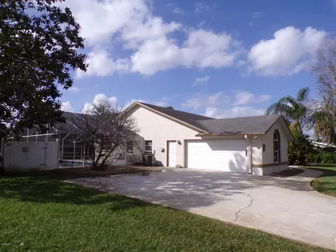 2940 Queen Palm Dr, Edgewater, FL 32141 photo 2