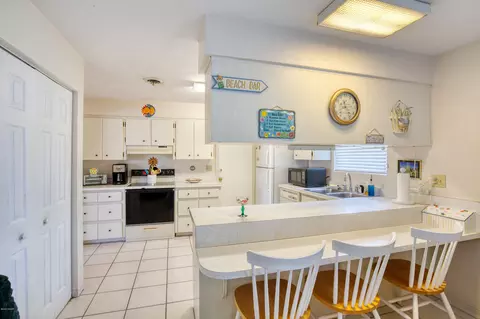 503 N Halifax Dr, Ormond Beach, FL 32176 photo 9