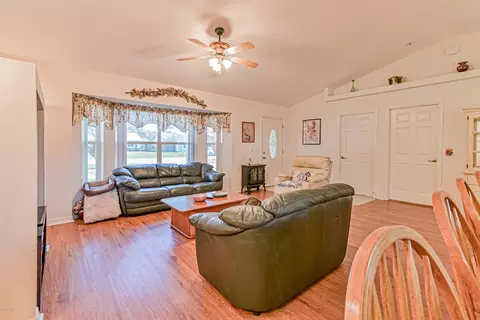 3330 Juniper Dr, Edgewater, FL 32141 photo 11
