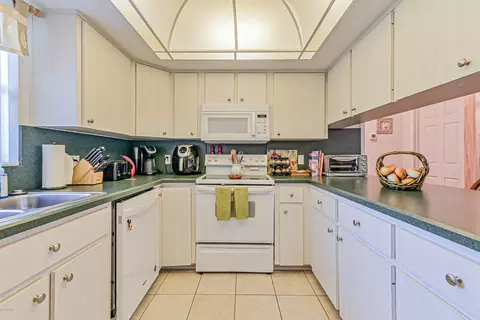 3330 Juniper Dr, Edgewater, FL 32141 photo 17