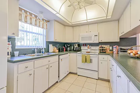 3330 Juniper Dr, Edgewater, FL 32141 photo 16
