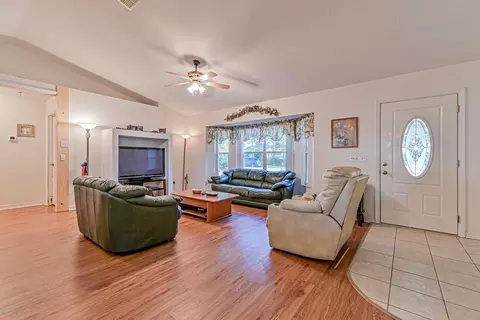 3330 Juniper Dr, Edgewater, FL 32141 photo 4